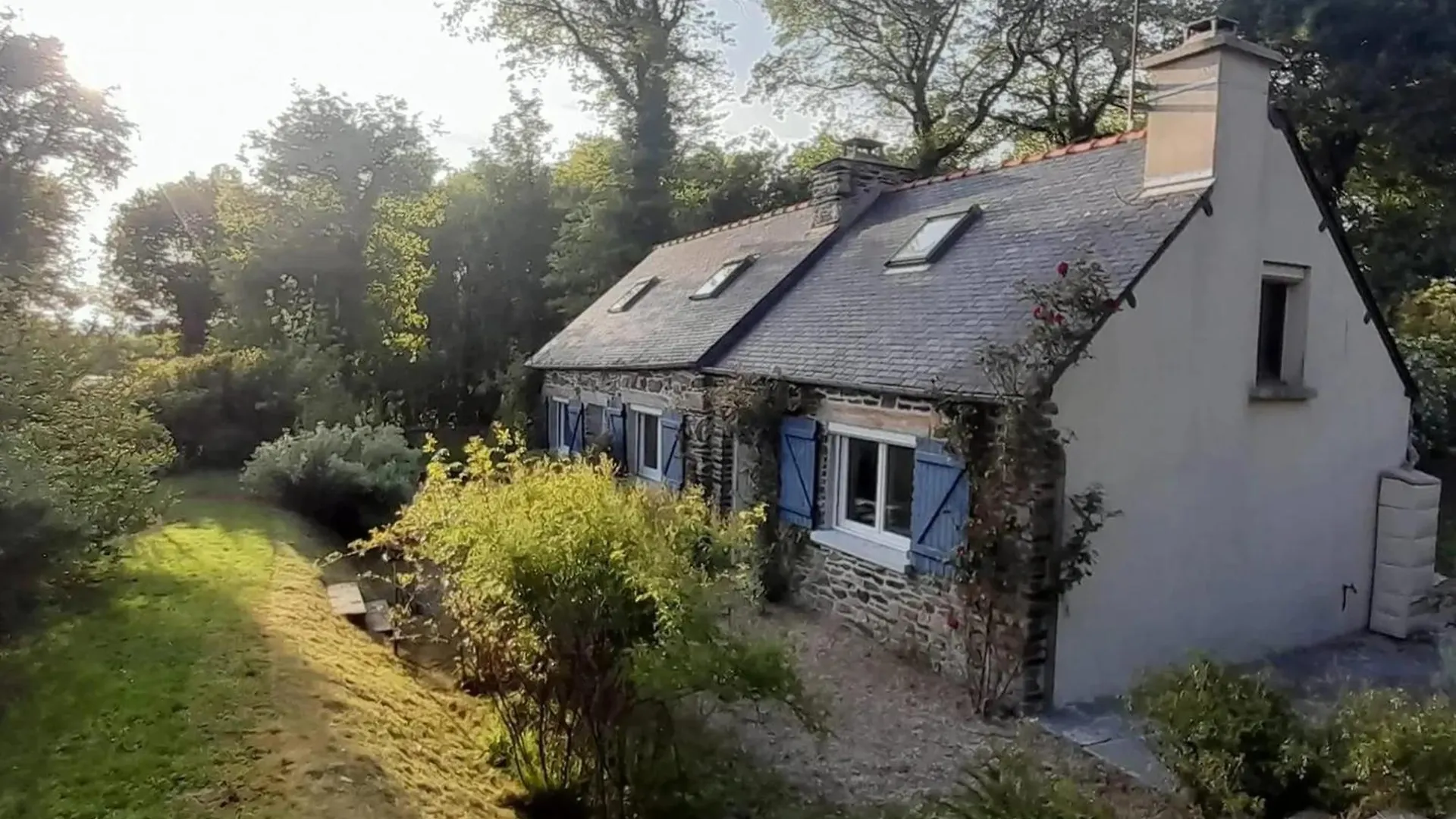 Charmante Maison Avec Jardin Et Barbecue A Bon Repos Sur Blavet Saint-Gelven